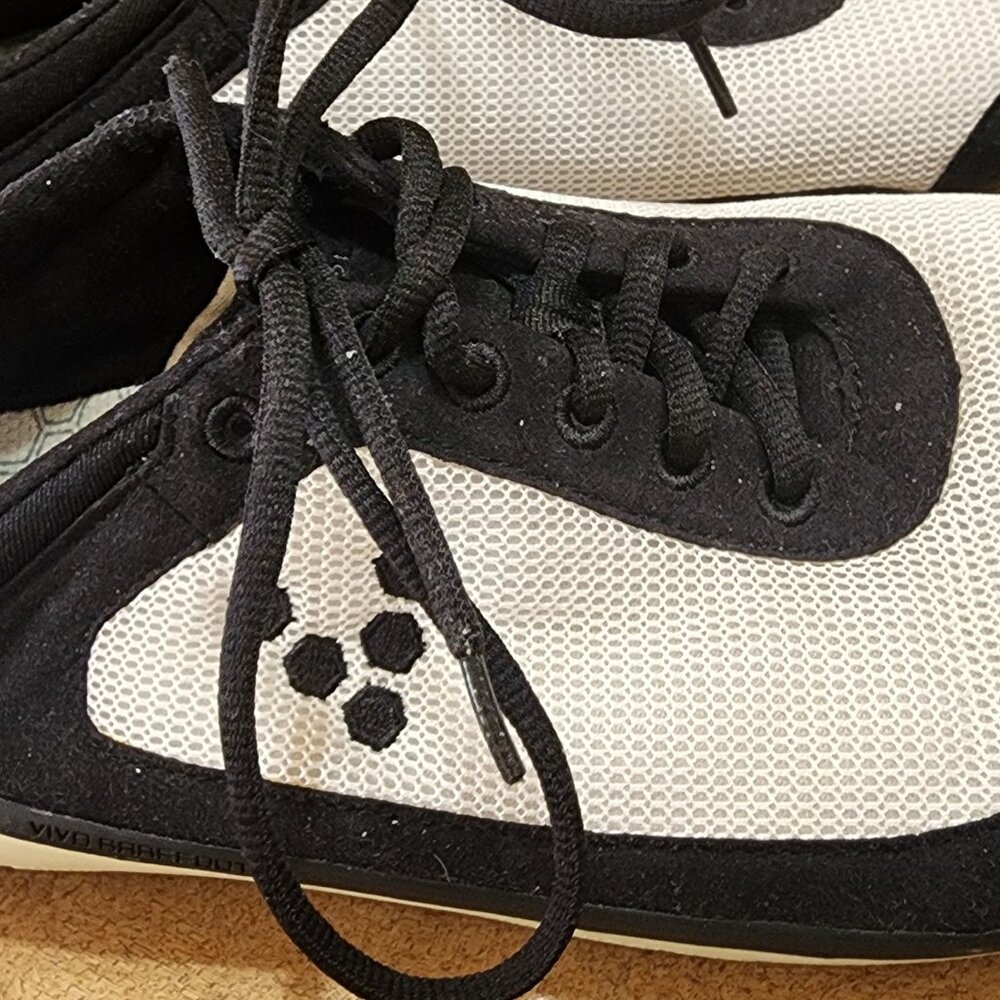 Vivobarefoot Neo Airmesh Shoe Black White 44 Running Minimalist M-11, W-13.5
